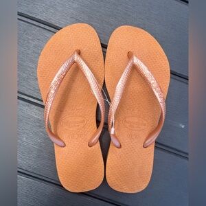 NWT Havaianas Slim Kids Flip Flop 33/34
